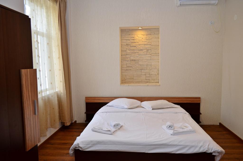 Guest House Anelim Veliko Tarnovo Extérieur photo