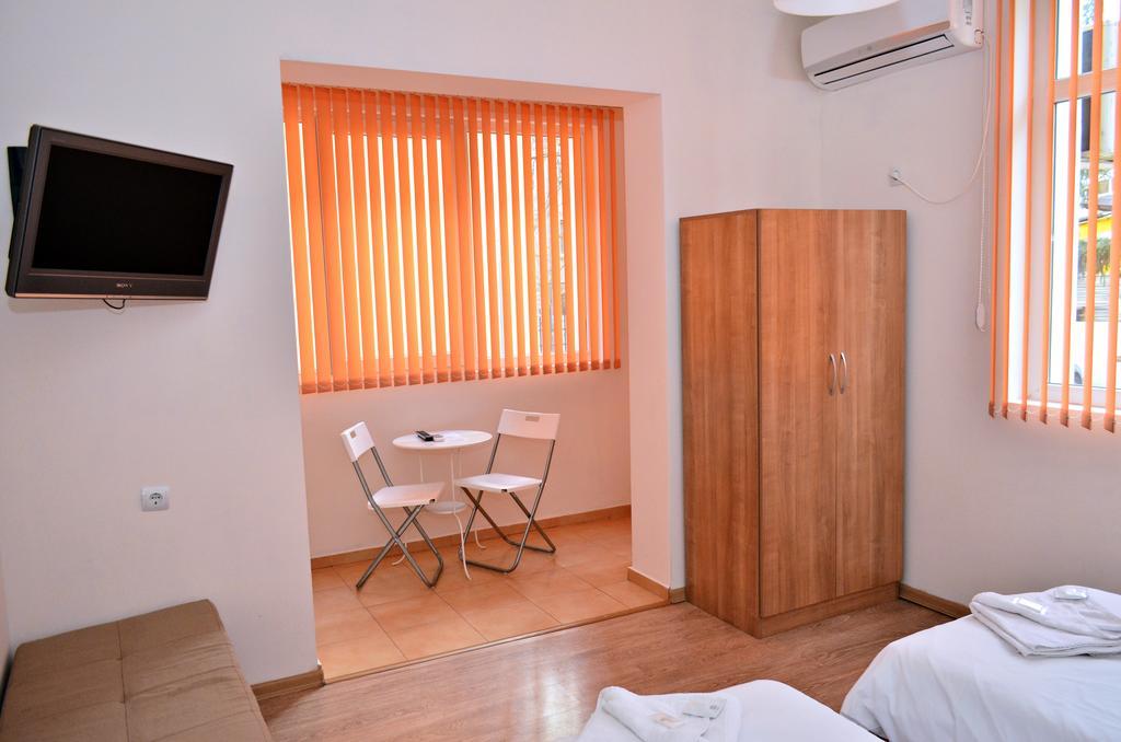 Guest House Anelim Veliko Tarnovo Extérieur photo