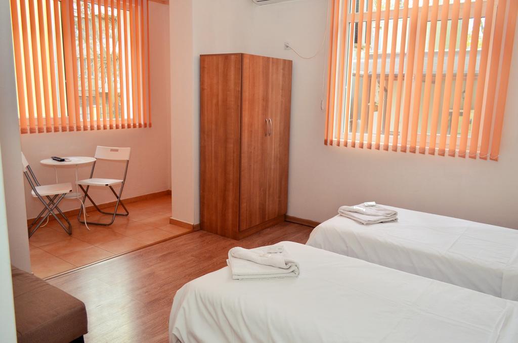 Guest House Anelim Veliko Tarnovo Extérieur photo
