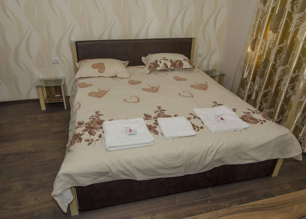 Guest House Anelim Veliko Tarnovo Extérieur photo